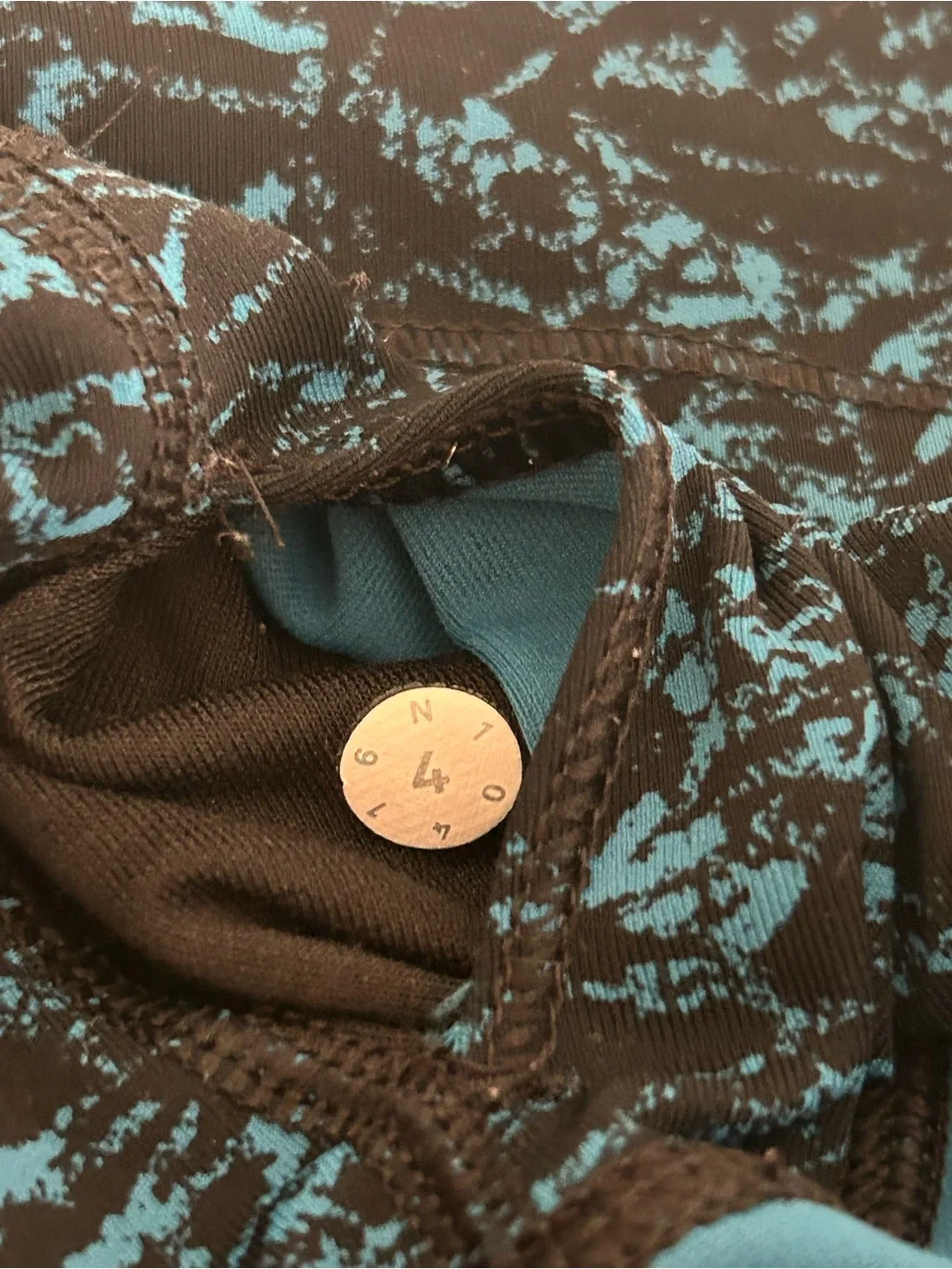 Lululemon Wunder Under High-Rise Leggings Blue Black Print Size 4